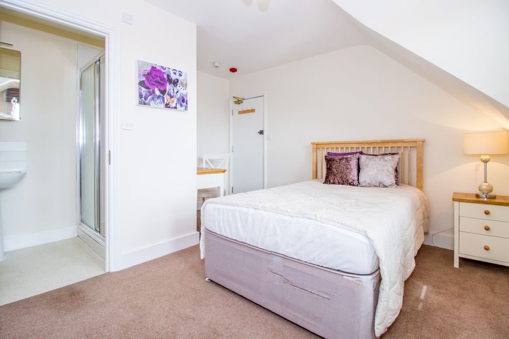 Property photo 3 of 5 36705