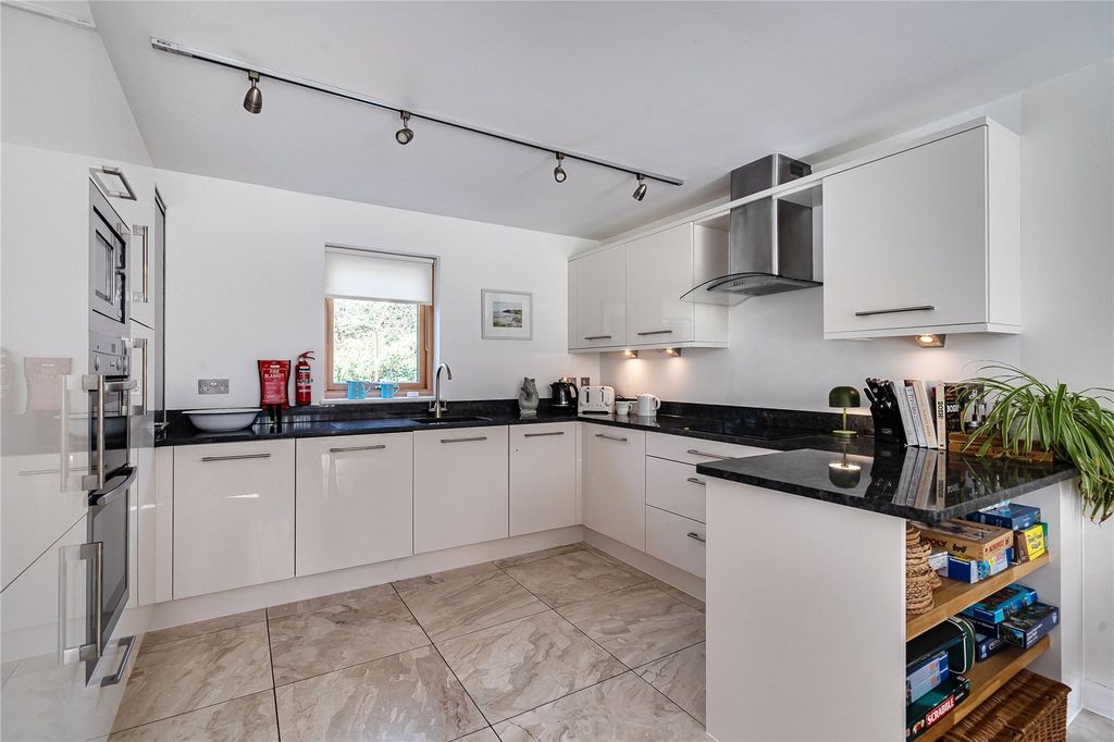 Property photo 3 of 17 Picture No. 03