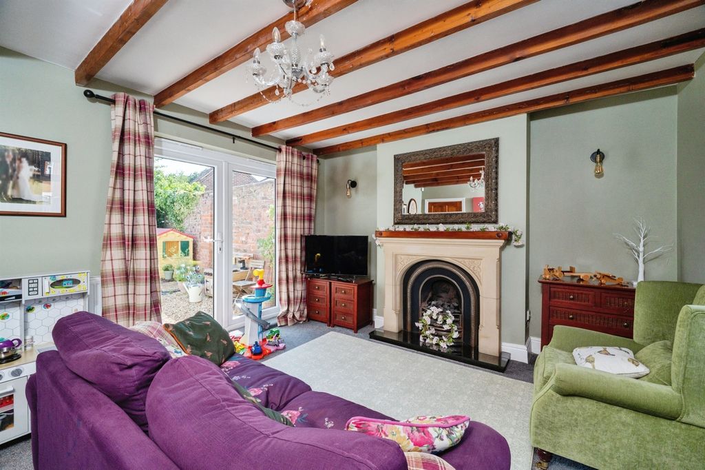 Property photo 2 of 19