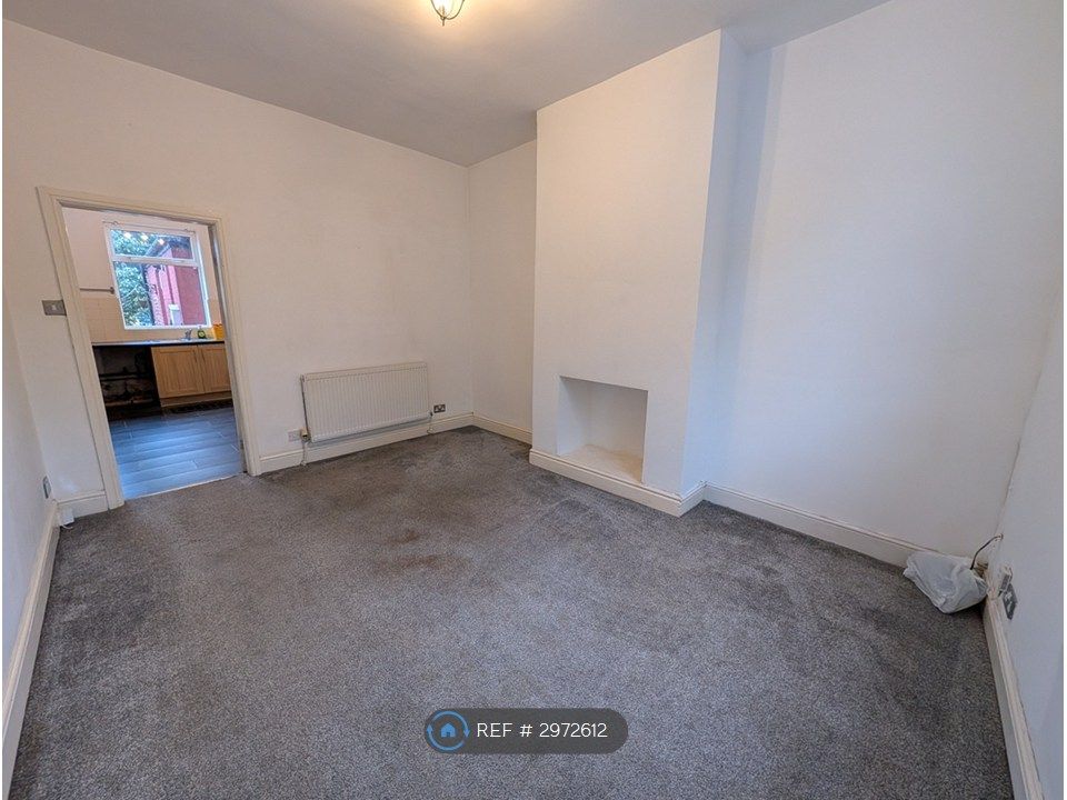 Property photo 2 of 18 Living Room