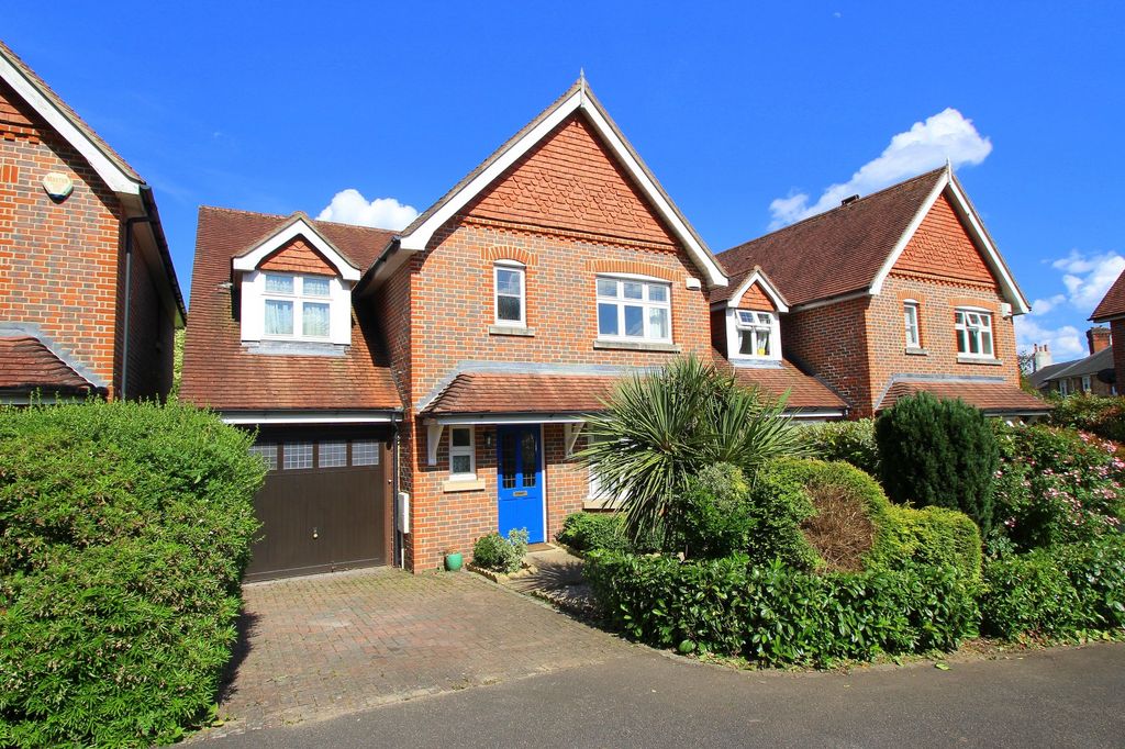 Property photo 1 of 23