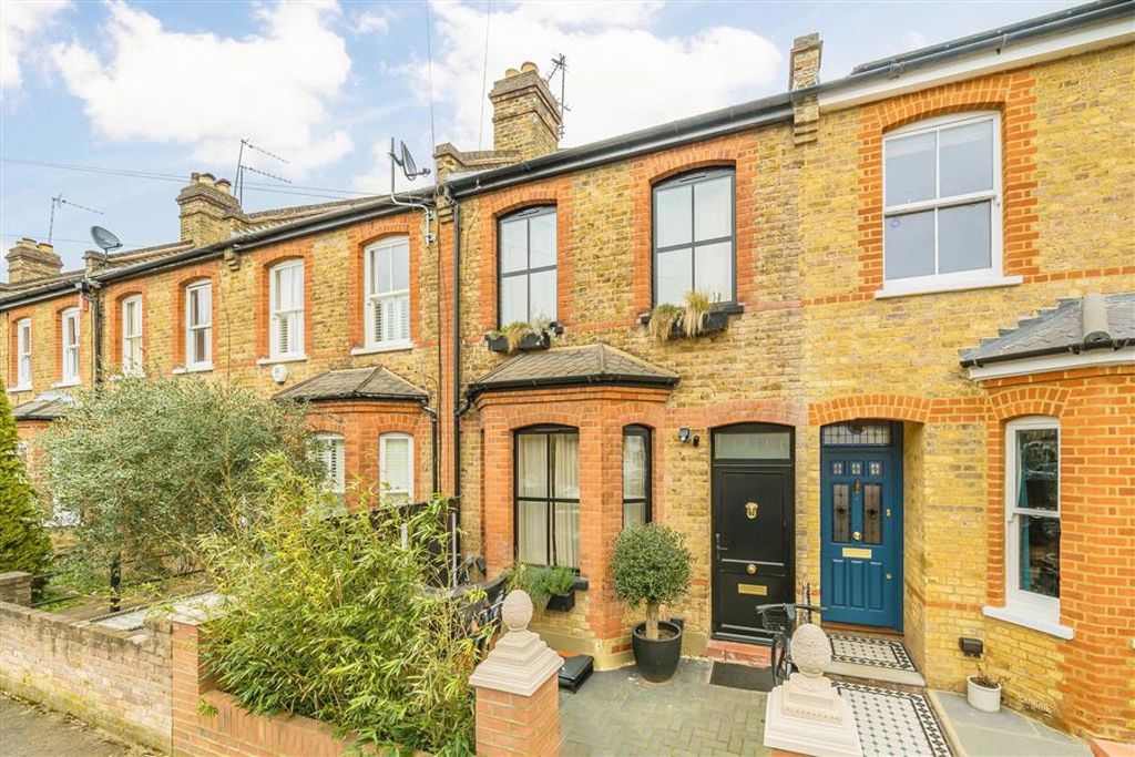 Property photo 1 of 7
