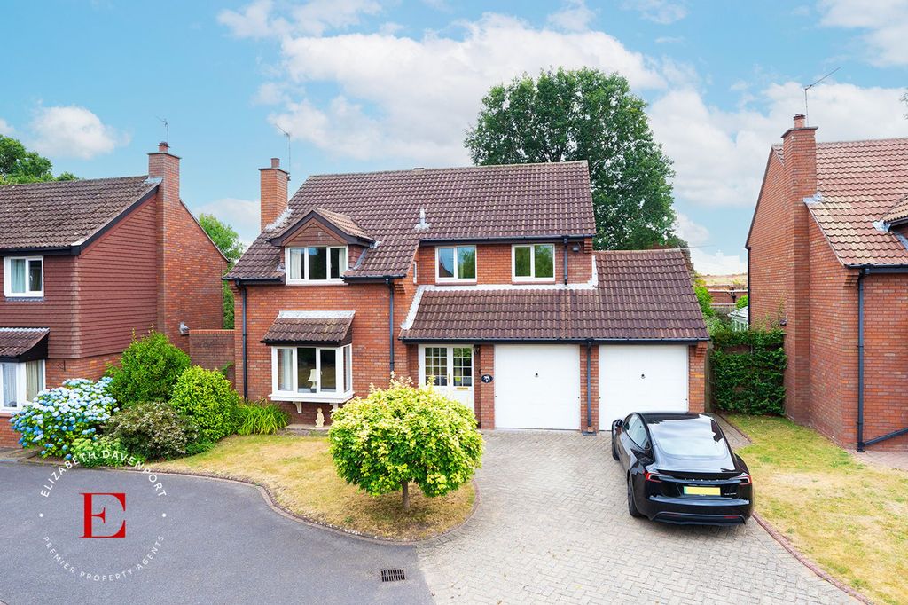 Property photo 1 of 19
