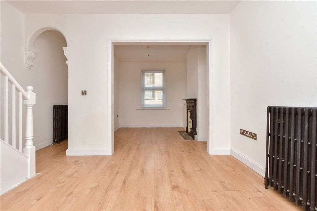 Property photo 1 of 15 Dining Area