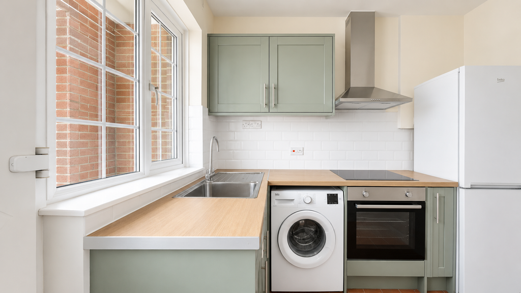 Property photo 1 of 16 Kitchen - Angle 1