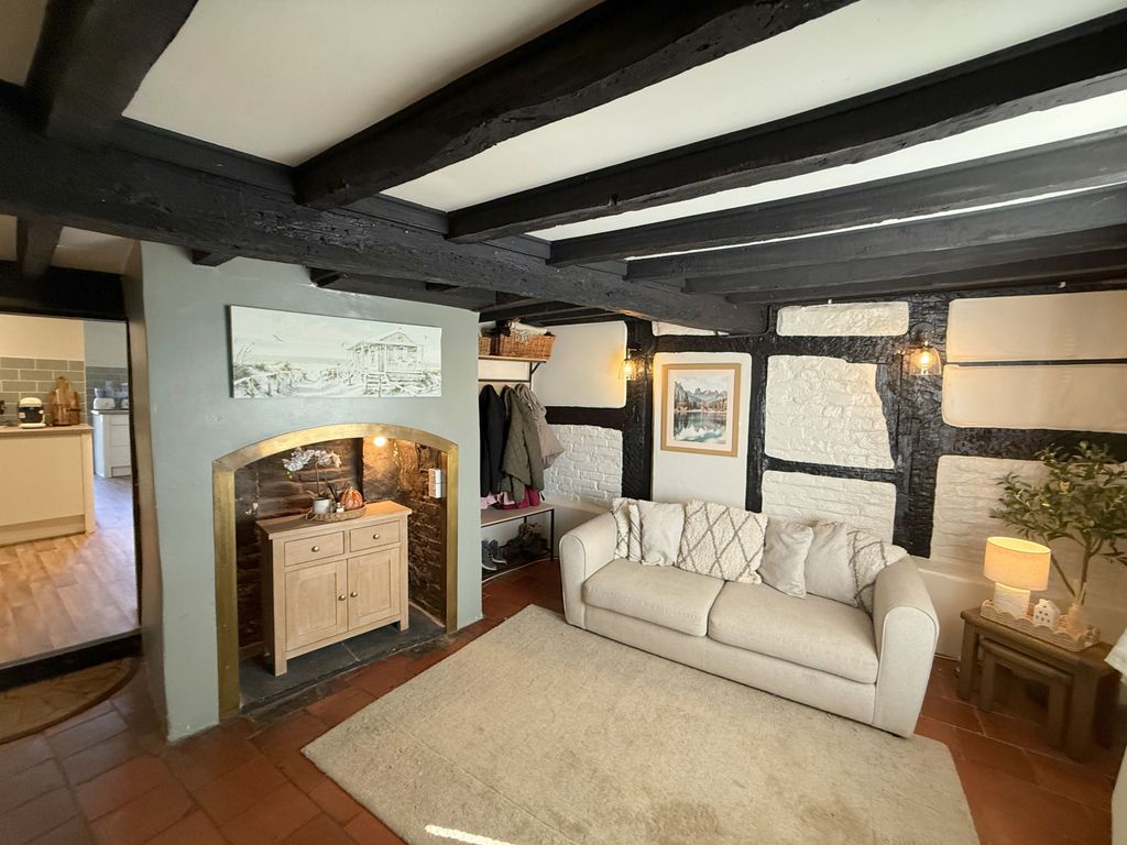 Property photo 3 of 43 Gallery