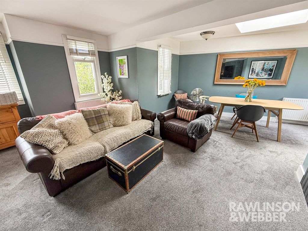 Property photo 3 of 21 Img_0921.Jpg