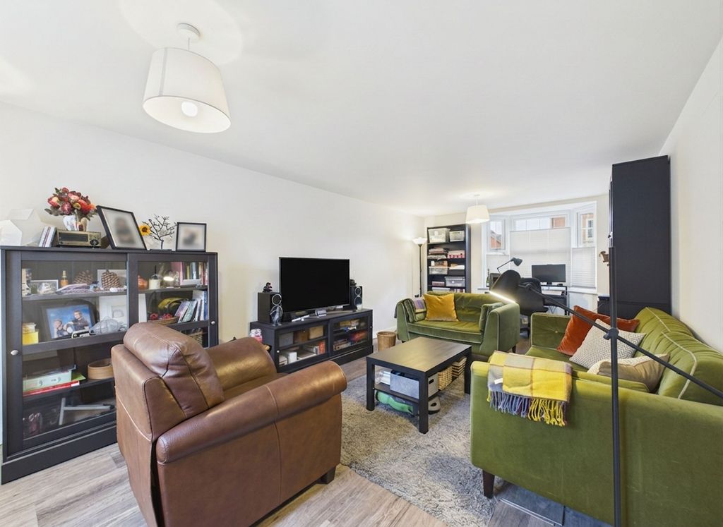 Property photo 2 of 17 Lounge (Digitally Enhanced)