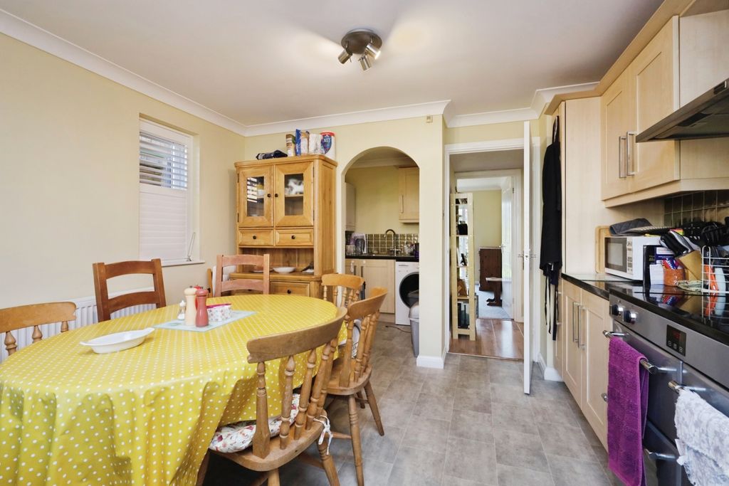 Additional image 13 of 4 bed detached house for saleMagnolia Close, Heathfield, East Sussex TN21