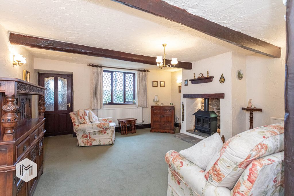 Property photo 2 of 17 Picture No. 21