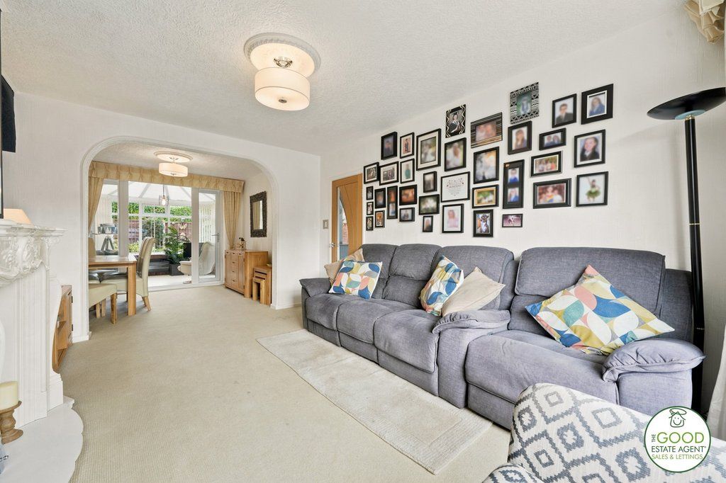 Property photo 2 of 36