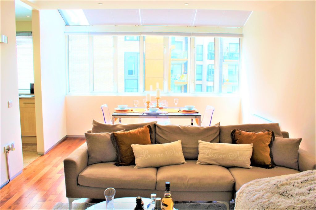 Property photo 2 of 14 1336731