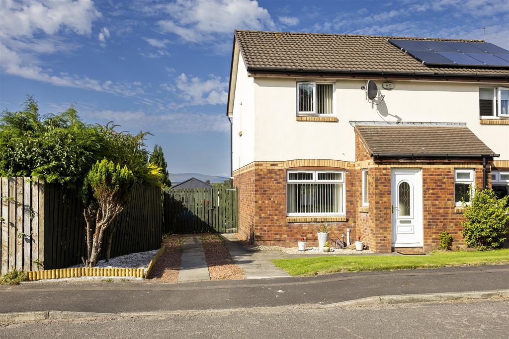 Property photo 1 of 29 32_Ballayne_Drive_Moodiesburn_001.Jpg