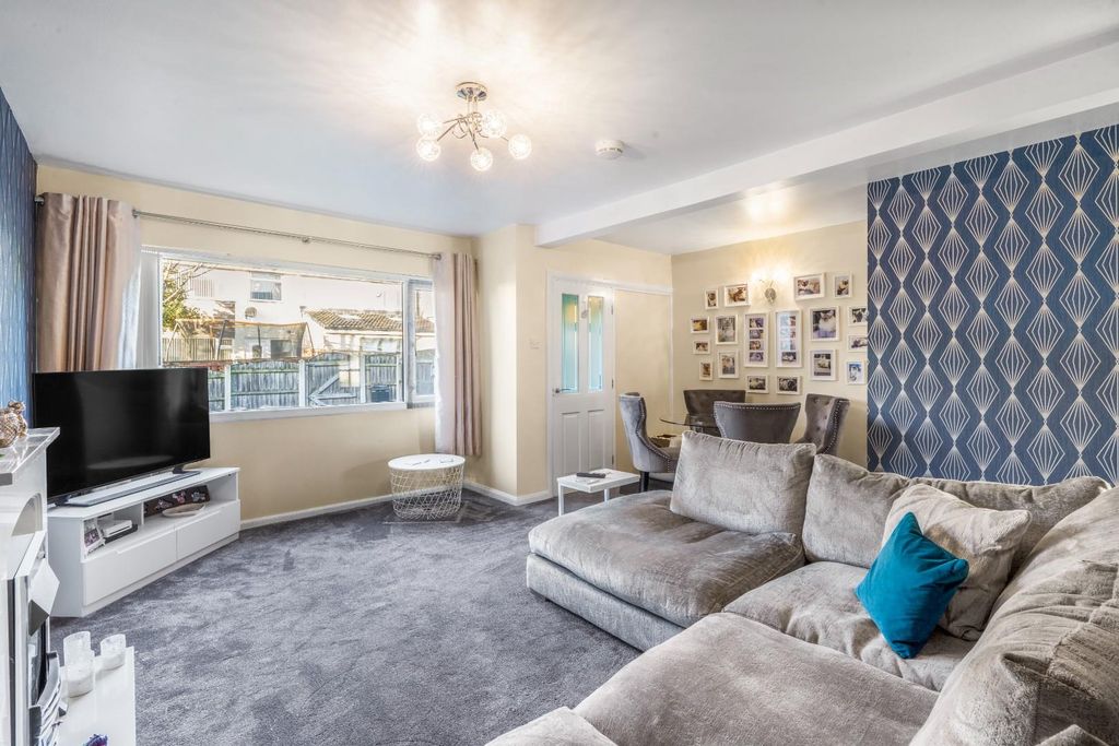 Property photo 2 of 18 2.Jpg