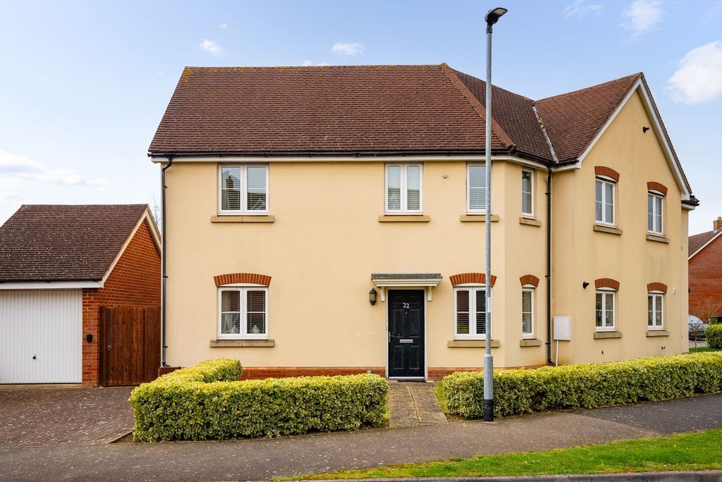 Property photo 3 of 20