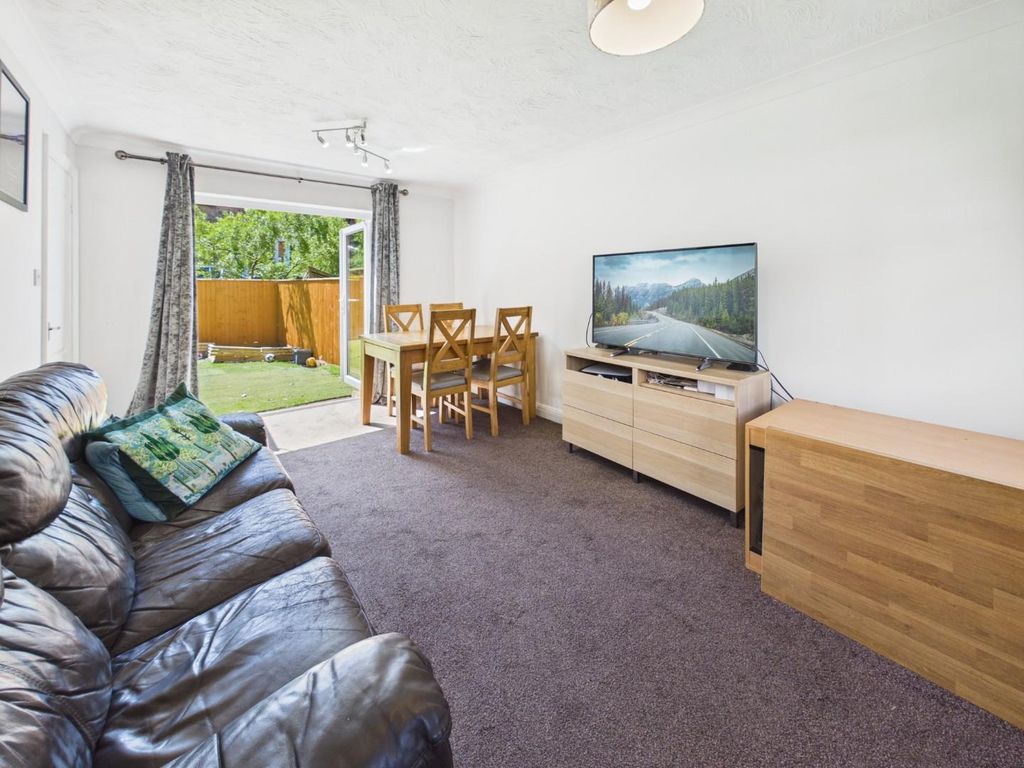 Property photo 3 of 23 Cam01576G0-Pr0387-Still014.Jpg