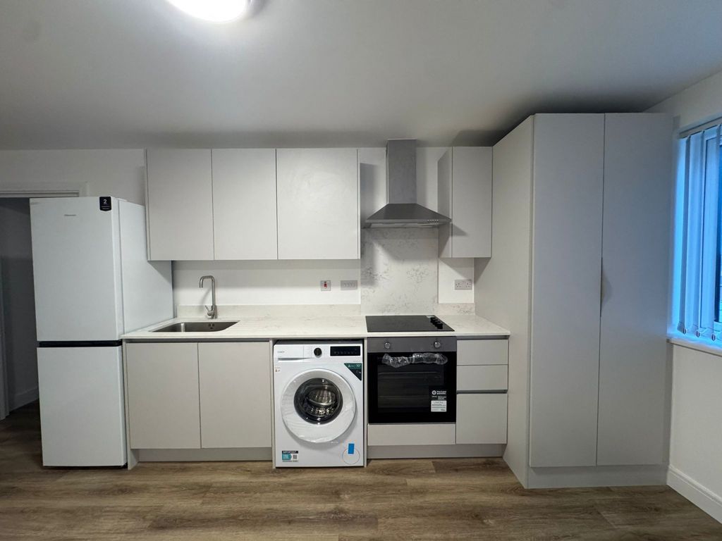 Property photo 1 of 4 1 Bed Flat To Rent Greenford Road, Greenford Ub6