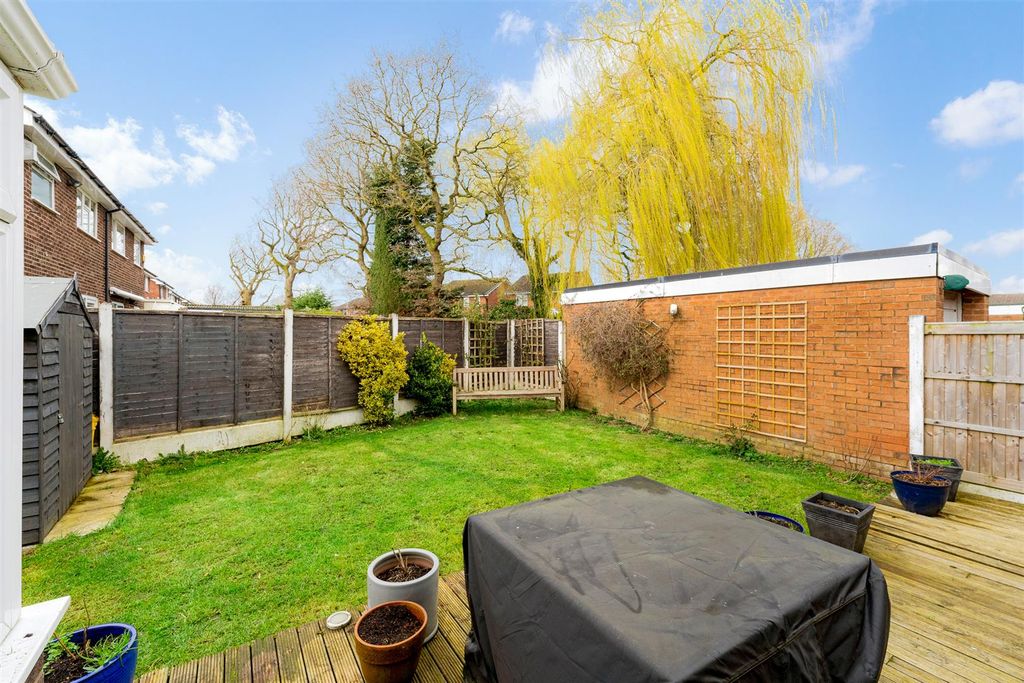 Property photo 2 of 24 Rear Aspect