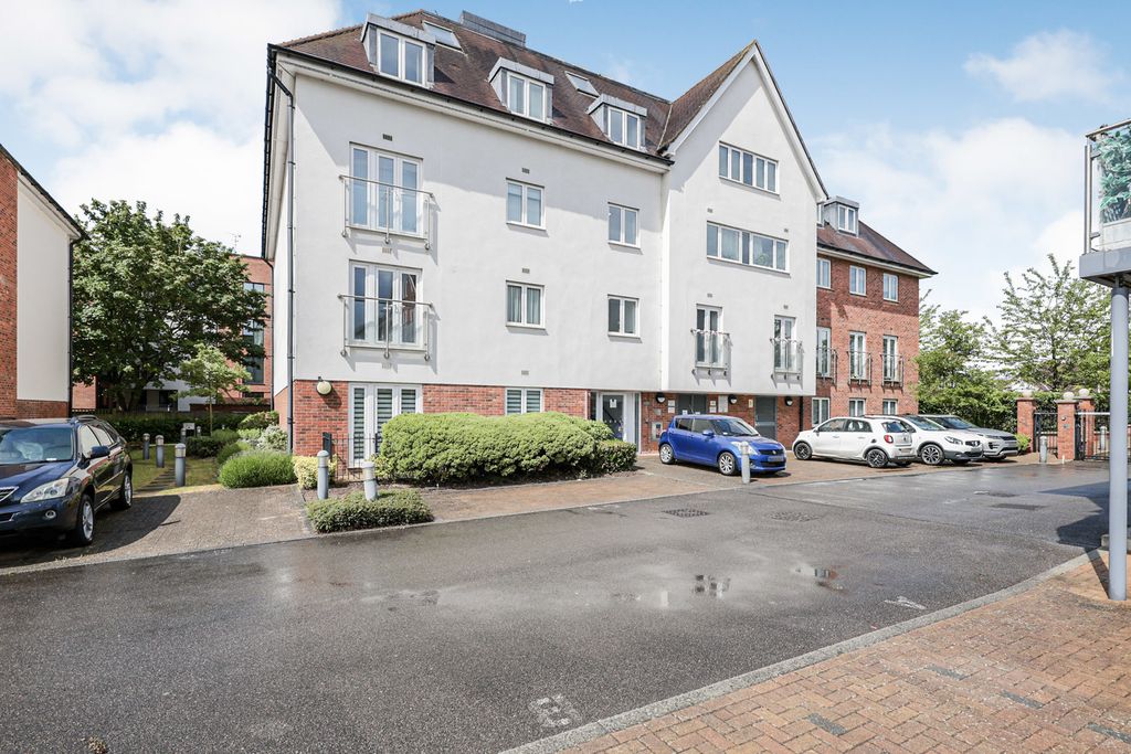 Property photo 1 of 8 Pbox-Img.Jpg