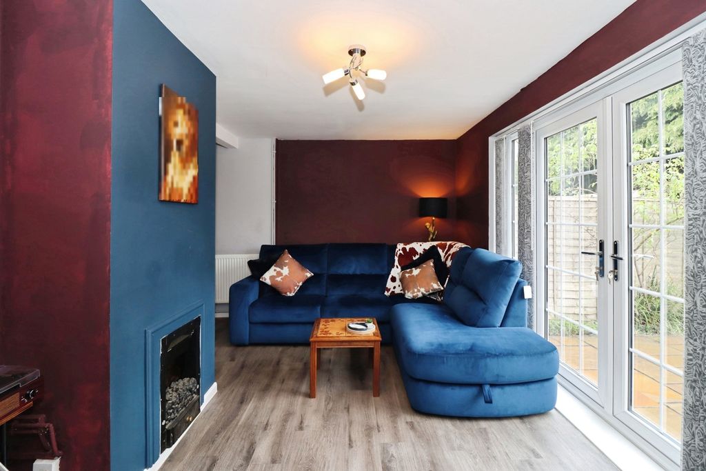 Property photo 1 of 20 Pbox-Img.Jpg