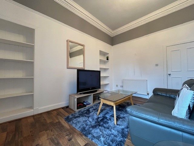 Property photo 1 of 5 Lounge