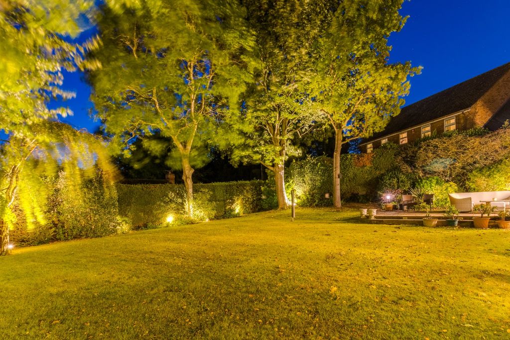 Additional image 39 of 6 bed detached house for saleMoormead Hill House, Offley Road, Hitchin SG5