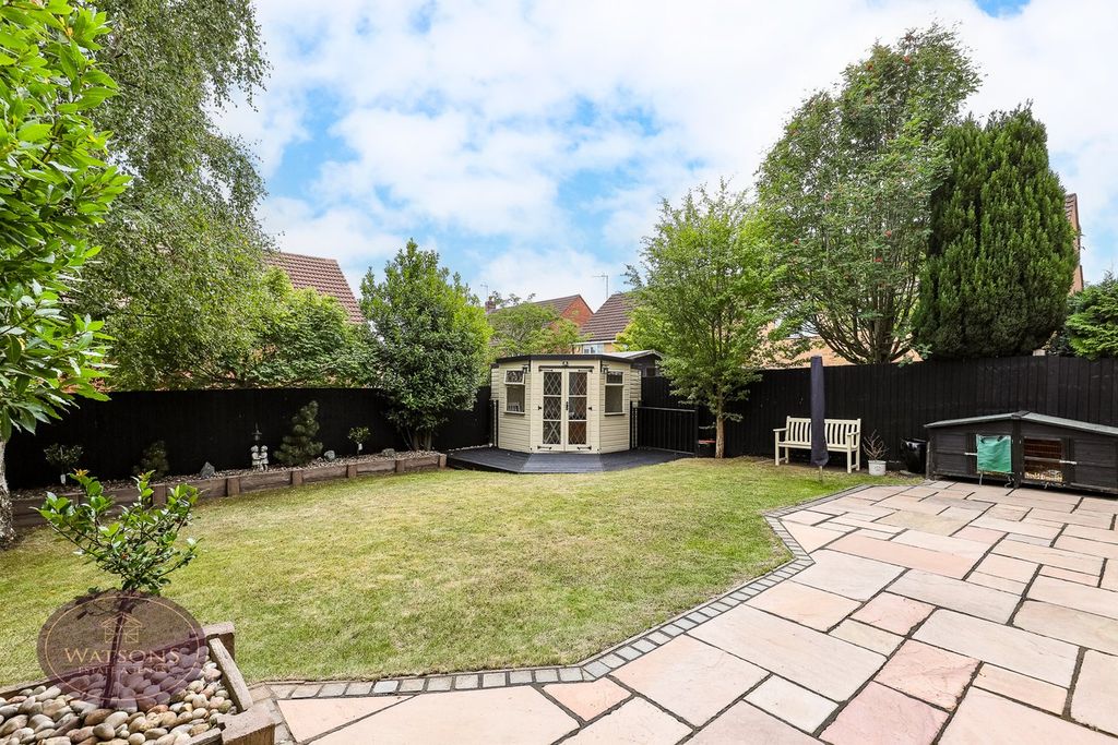 Property photo 2 of 26