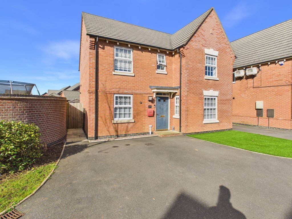 Property photo 2 of 25 2. Cam04922G0-Pr0124-Still022