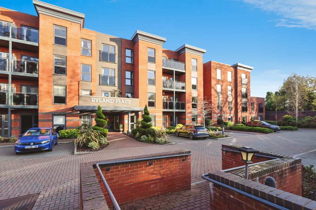 Property photo 1 of 16