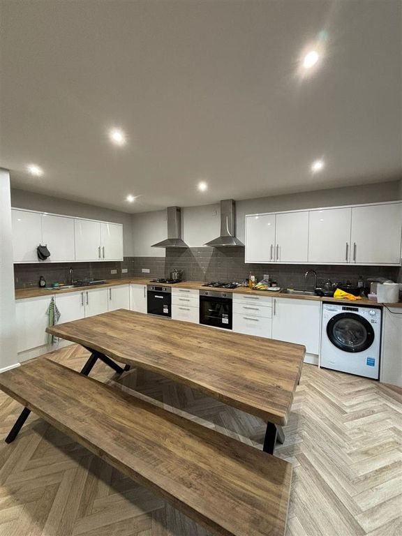 Property photo 2 of 8 Whatsapp Image 2025-11-19 At 11.06.01_c13A33B3.Jpg