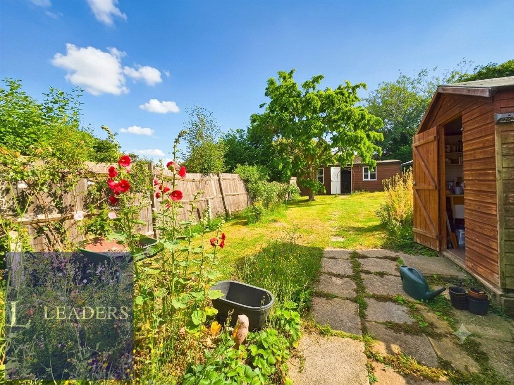 Property photo 3 of 10 Garden