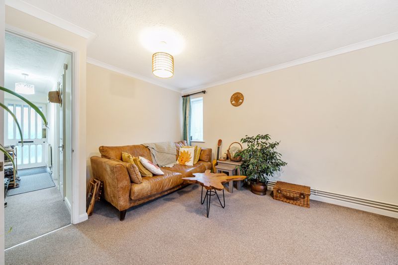 Property photo 2 of 9 Photo 2