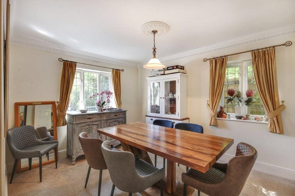 Property photo 3 of 14 Dining Room