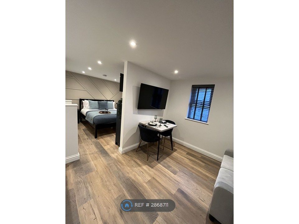 Property photo 1 of 7 Studio B
