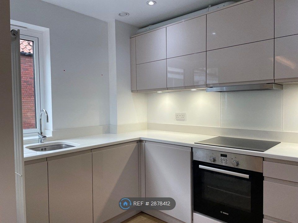 Property photo 1 of 19 Kitchen