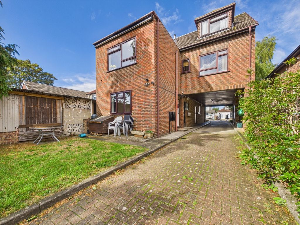 Property photo 1 of 7 Picture No. 08