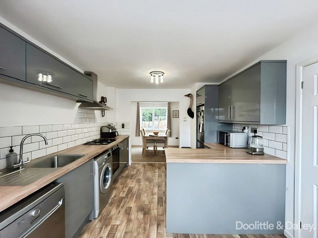 Property photo 3 of 17 Pbox-Img.Jpg