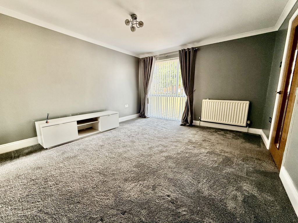 Property photo 3 of 14 Img_8552