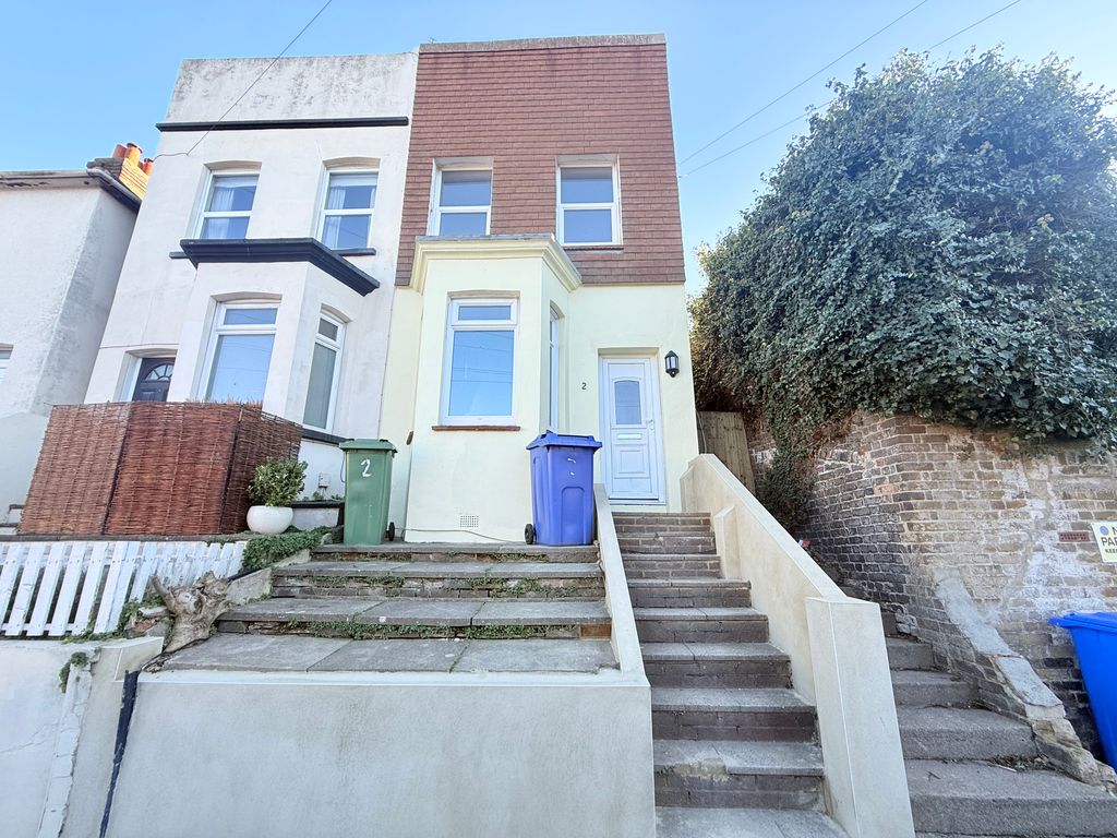 Property photo 1 of 7 Exterior