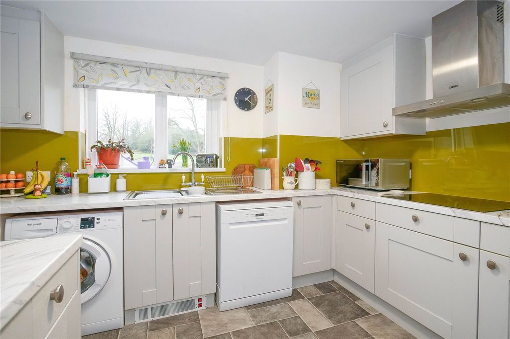 Property photo 3 of 15 Picture No. 03