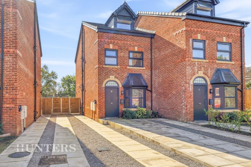 Property photo 1 of 25 2 Henry Kelly.Jpg