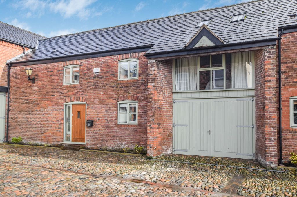 Property photo 1 of 46