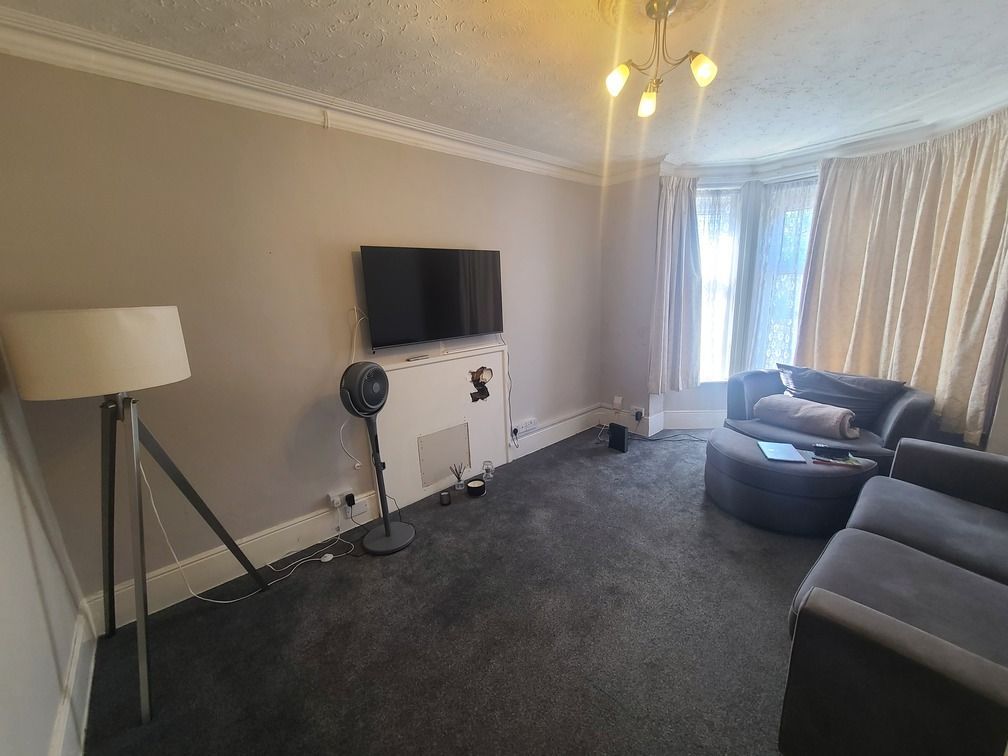 Property photo 3 of 20