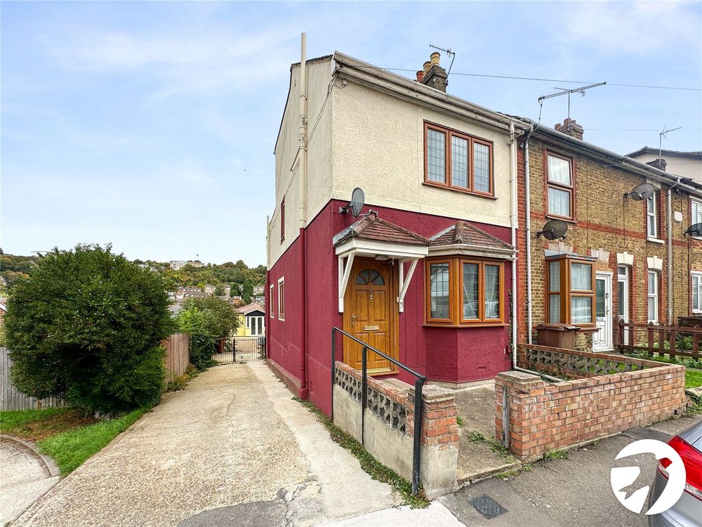 Property photo 1 of 21 Picture No. 12