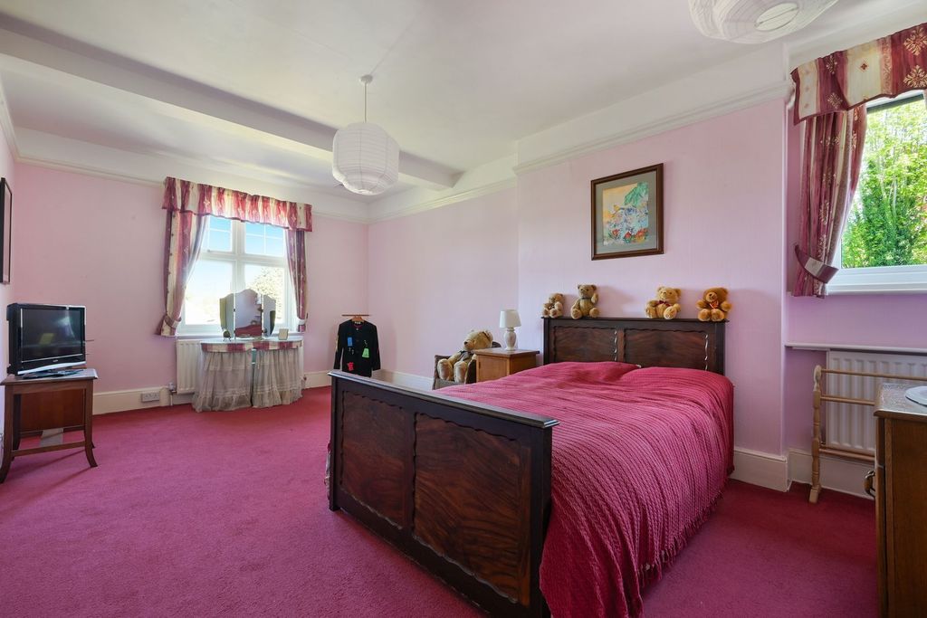 Additional image 18 of 6 bed detached house for saleQuarry Road, Oxted, Surrey RH8