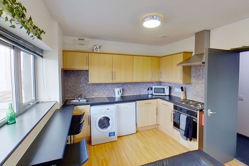 Property photo 2 of 6