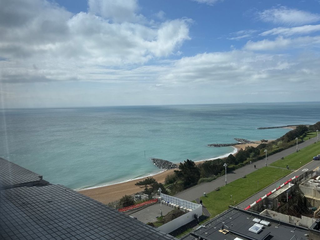 Property photo 2 of 15 Sea View