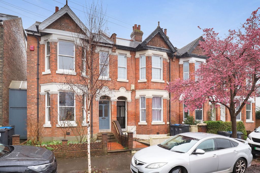 Property photo 1 of 17
