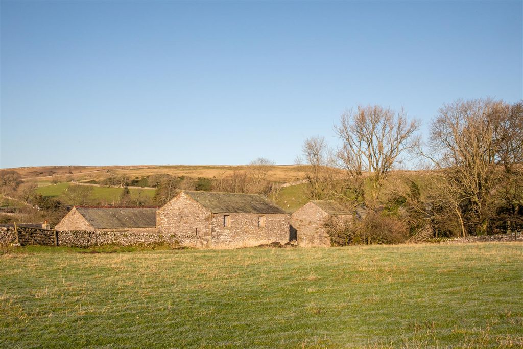 Property photo 3 of 7 Bleasdale Barns-7.Jpg