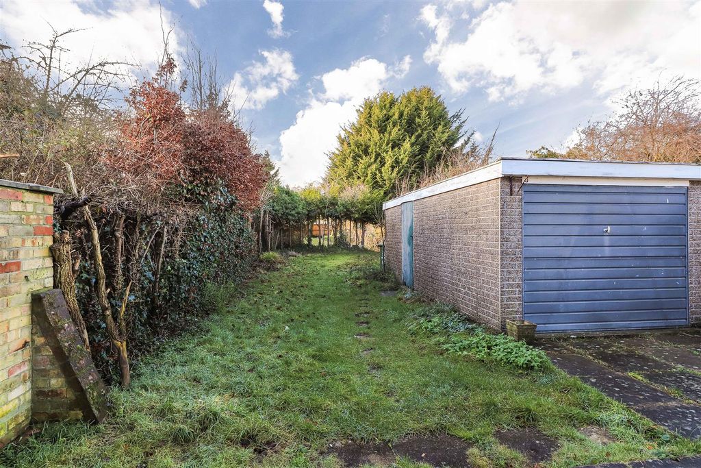 Property photo 2 of 14 Img (13).Jpg